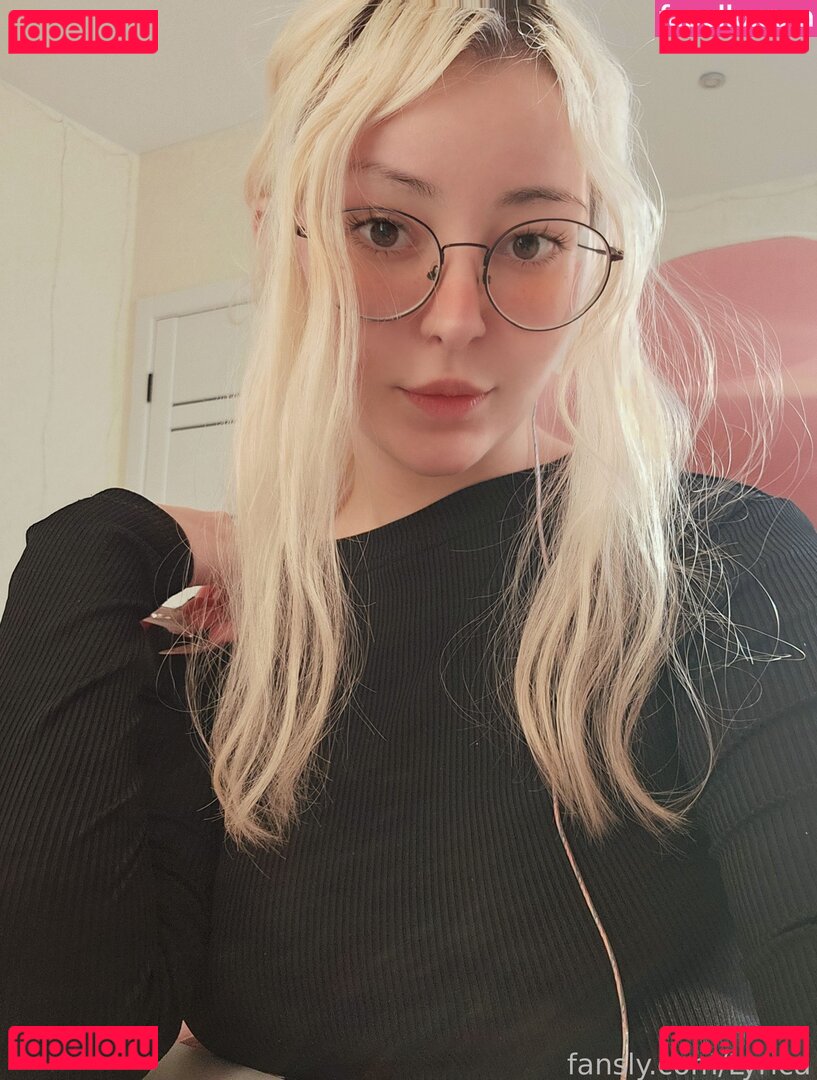 Lyrica Nude Onlyfans Photo 24