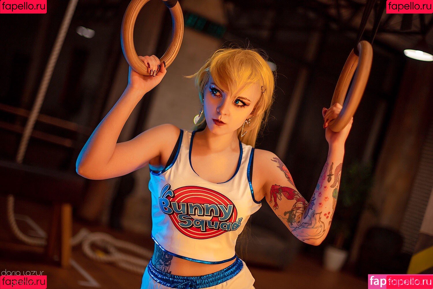 Bizarre Deer Onlyfans Photo Gallery 