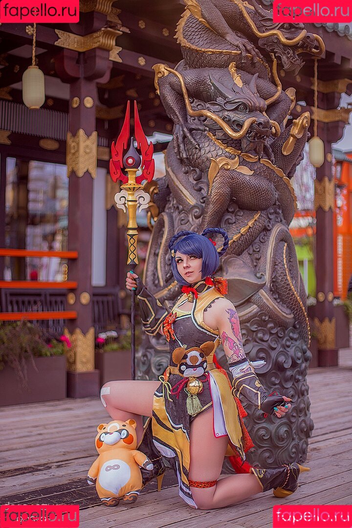 Bizarre Deer Onlyfans Photo Gallery 