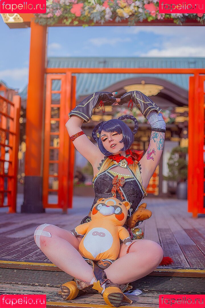 Bizarre Deer Onlyfans Photo Gallery 