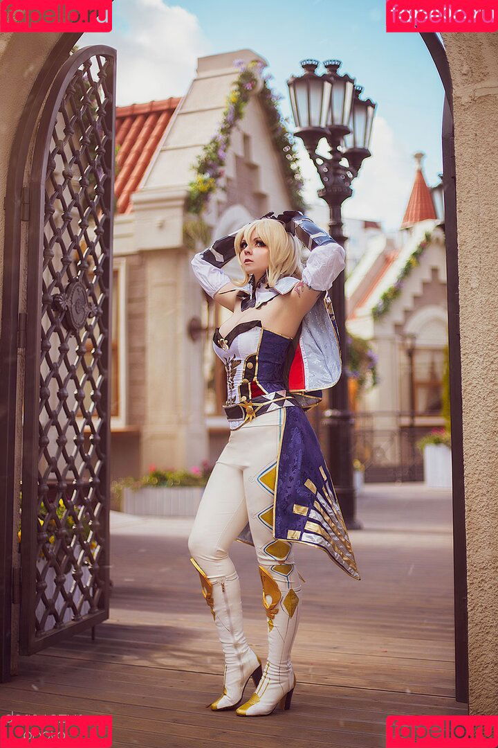 Bizarre Deer Onlyfans Photo Gallery 