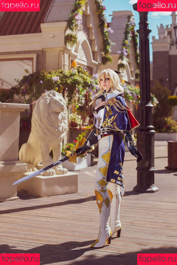 Bizarre Deer Onlyfans Photo Gallery 