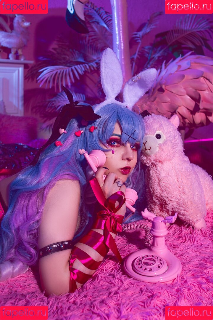 Bizarre Deer Onlyfans Photo Gallery 