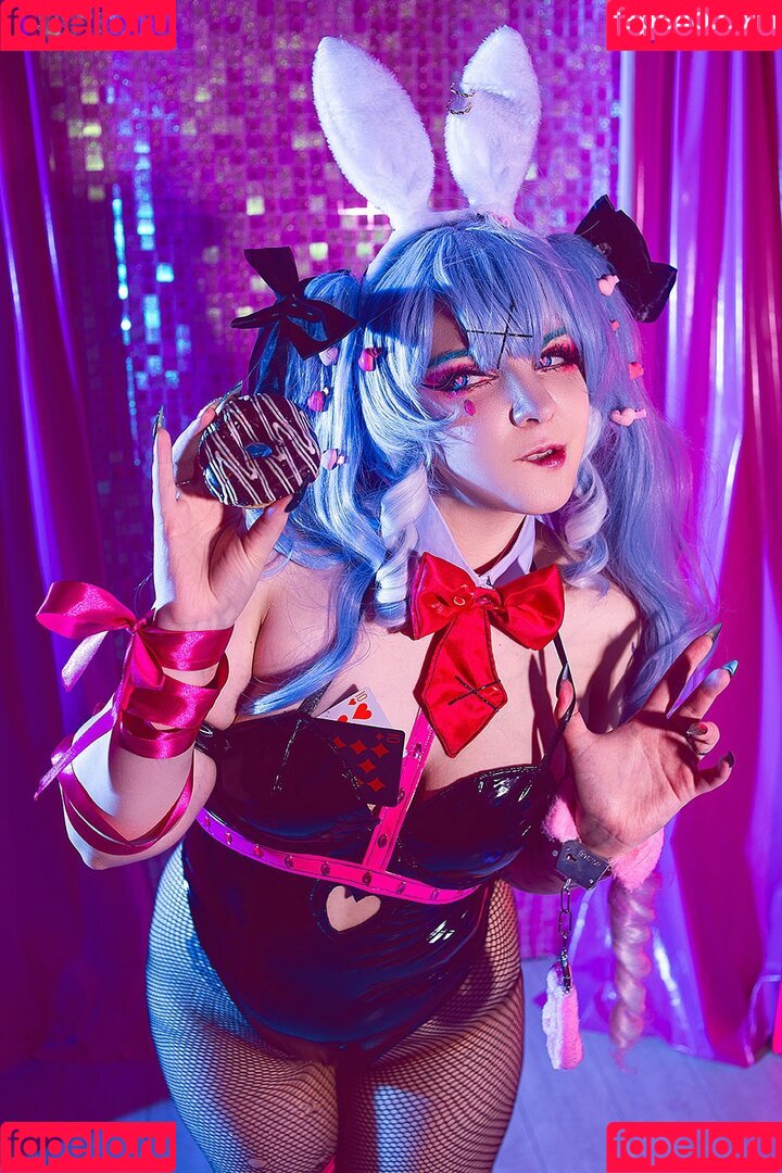 Bizarre Deer Onlyfans Photo Gallery 