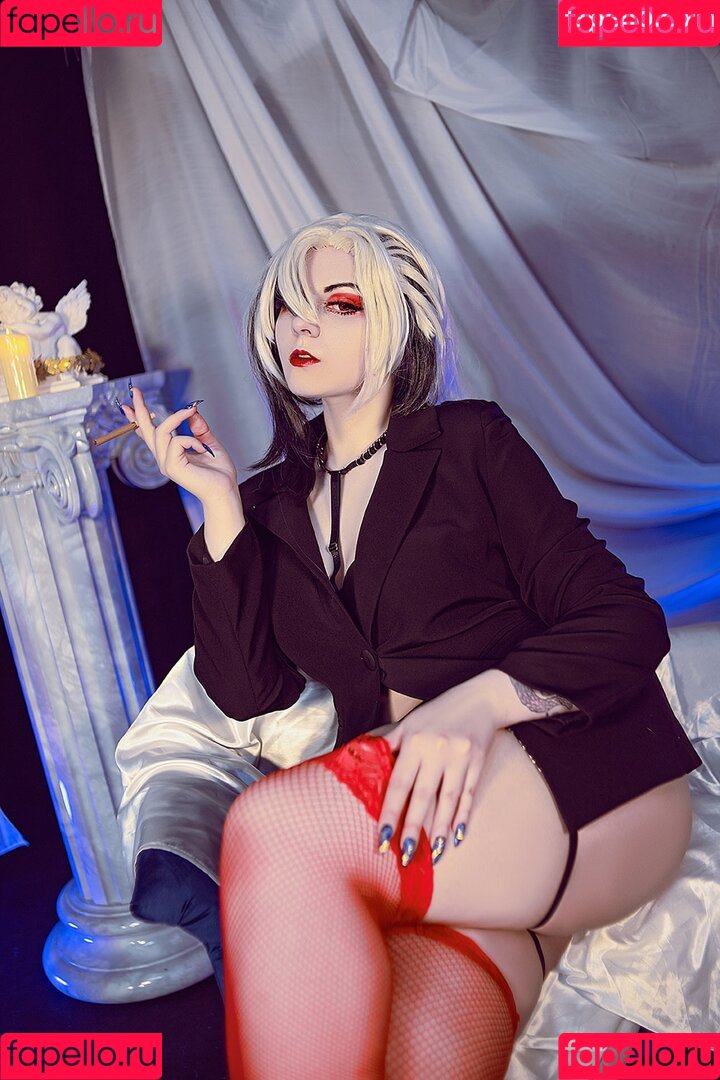 Bizarre Deer Onlyfans Photo Gallery 