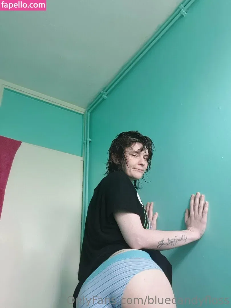 bluecandyfloss Onlyfans Photo Gallery 