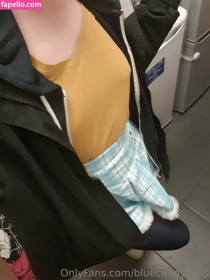 bluecandyfloss Onlyfans Photo Gallery 