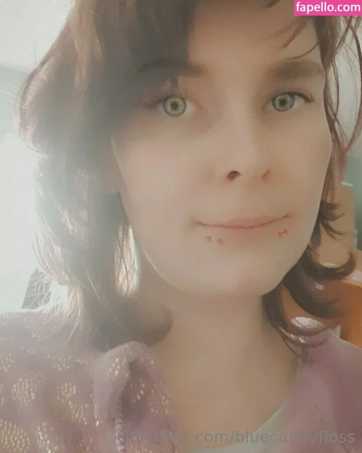 bluecandyfloss Onlyfans Photo Gallery 