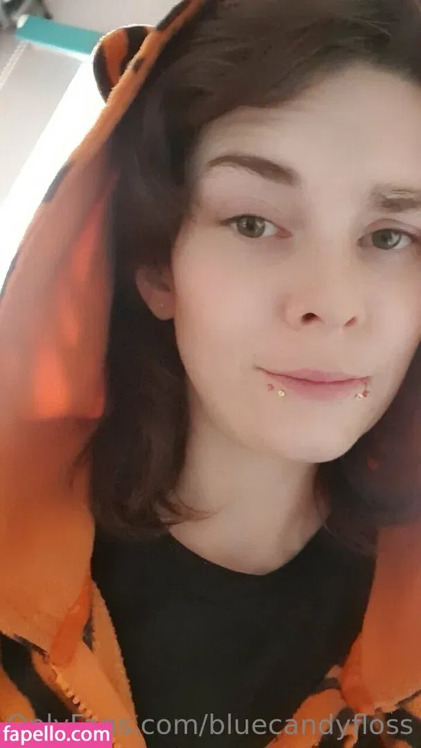 bluecandyfloss Onlyfans Photo Gallery 