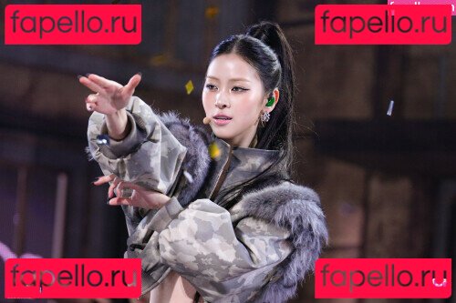 Ryujin - ITZY (???, Shin Ryu-jin) Nude Onlyfans Photo 9