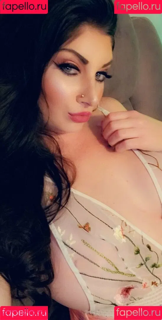 erotiqued Onlyfans Photo Gallery 