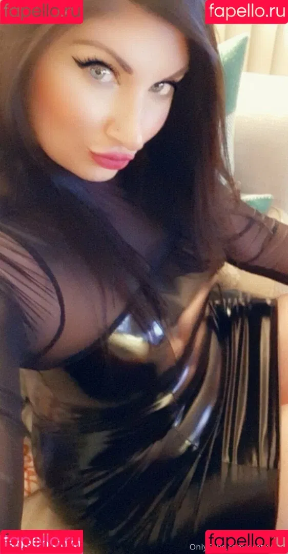 erotiqued Onlyfans Photo Gallery 