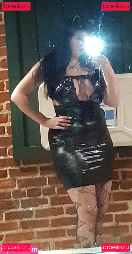 erotiqued Onlyfans Photo Gallery 