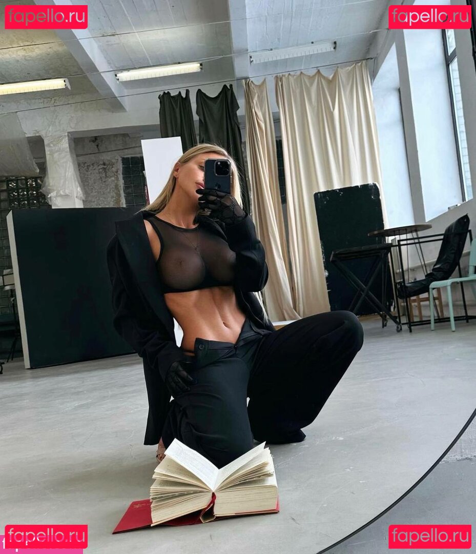 Natalie Gubner Nude Onlyfans Photo 15