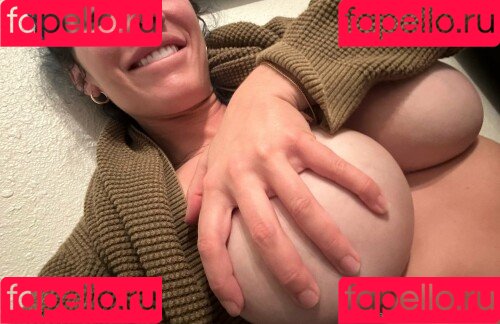 Lizbeth Eden Onlyfans Photo Gallery 