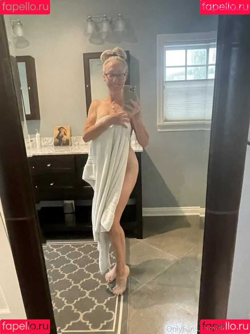 drlovejoy Onlyfans Photo Gallery 