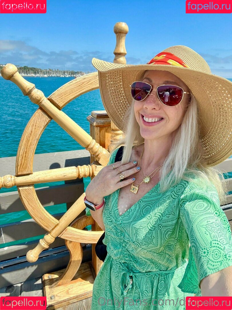 drlovejoy Nude Onlyfans Photo 27