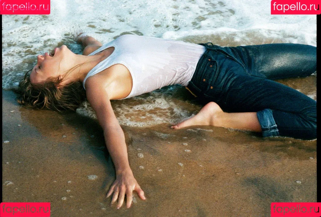 Taylor Swift Onlyfans Photo Gallery 