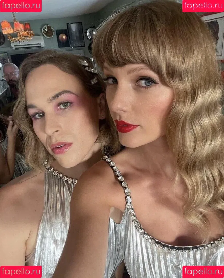 Taylor Swift Onlyfans Photo Gallery 