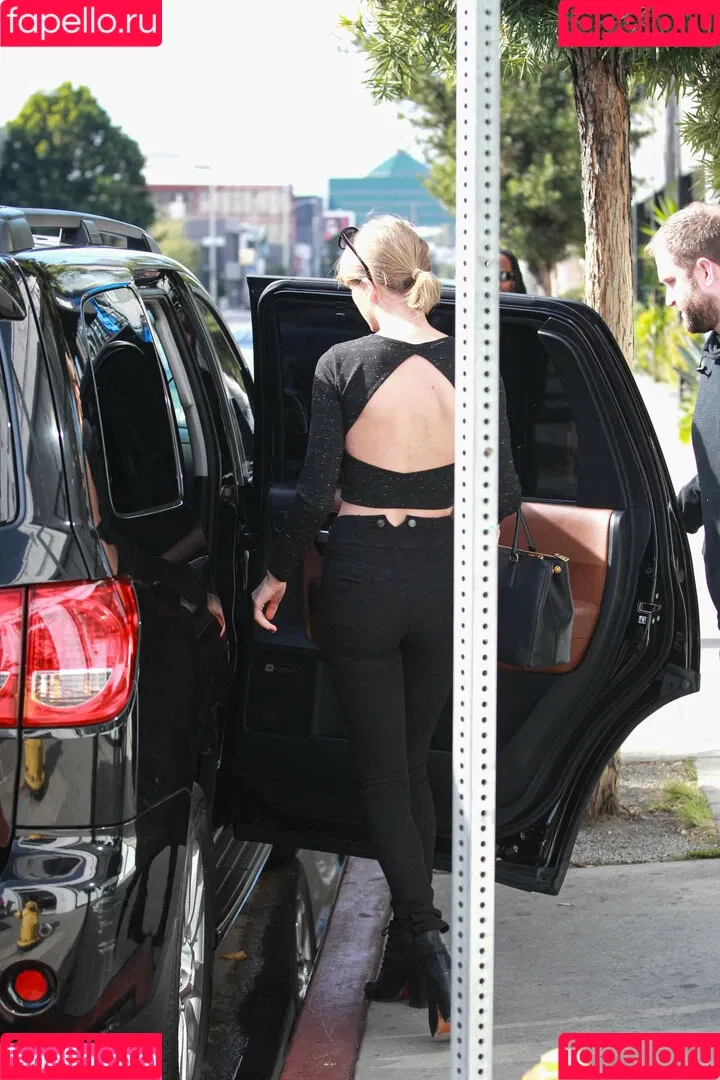 Taylor Swift Onlyfans Photo Gallery 