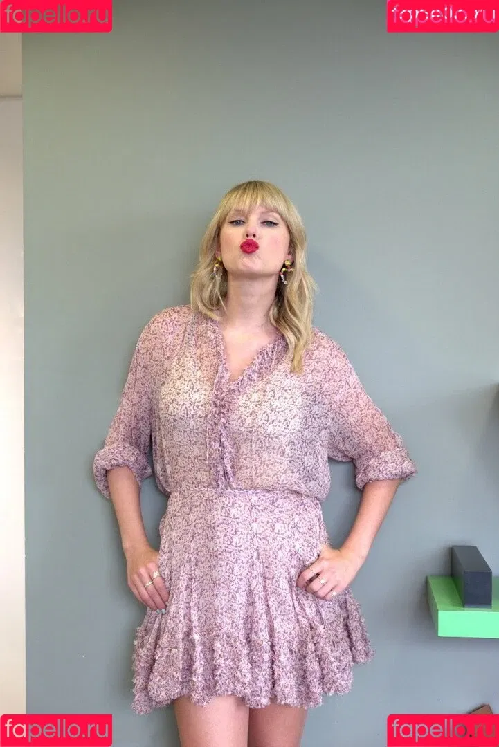 Taylor Swift Onlyfans Photo Gallery 
