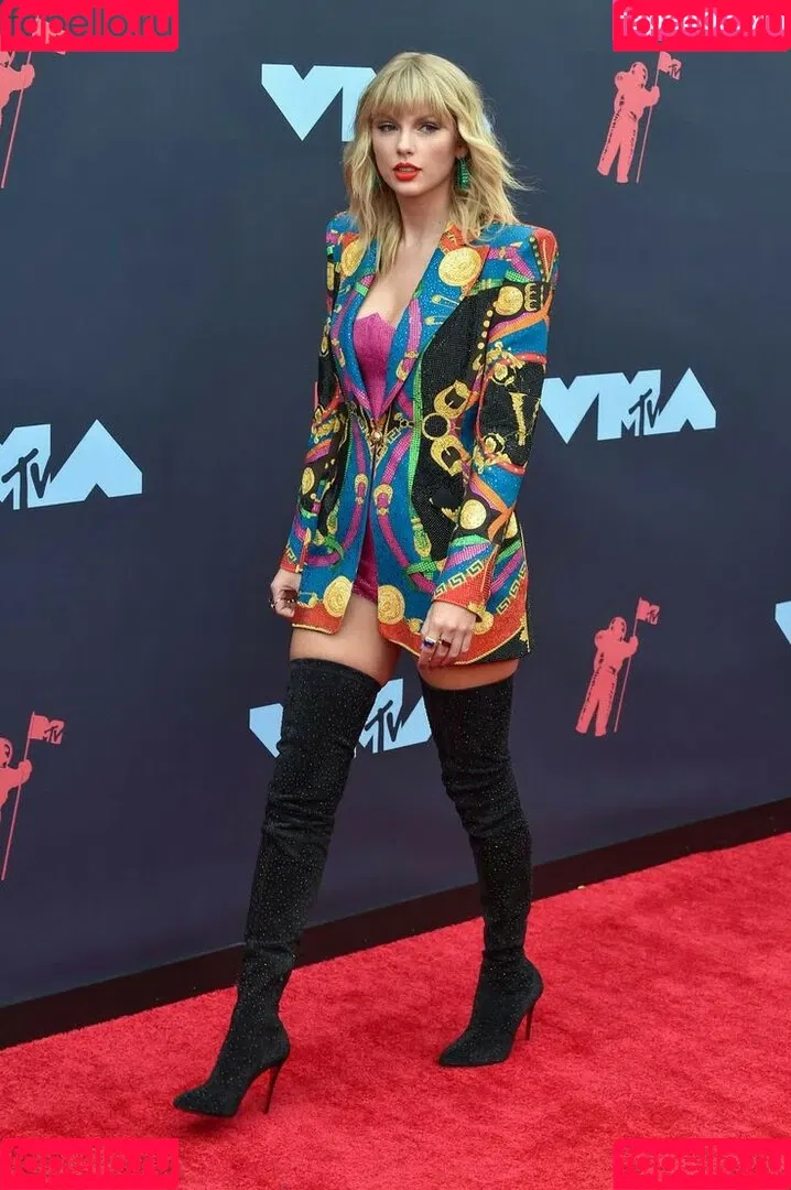 Taylor Swift Onlyfans Photo Gallery 