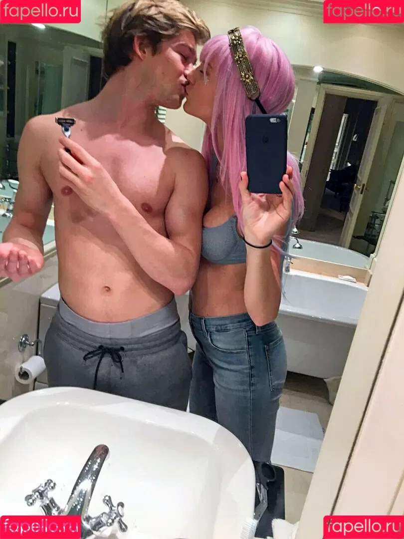 Taylor Swift Onlyfans Photo Gallery 