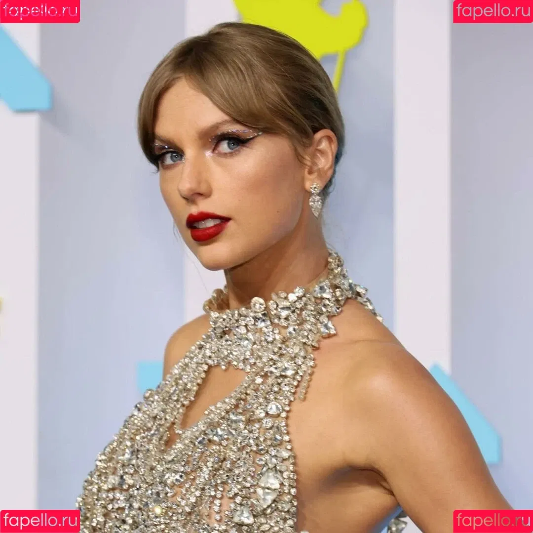 Taylor Swift Onlyfans Photo Gallery 