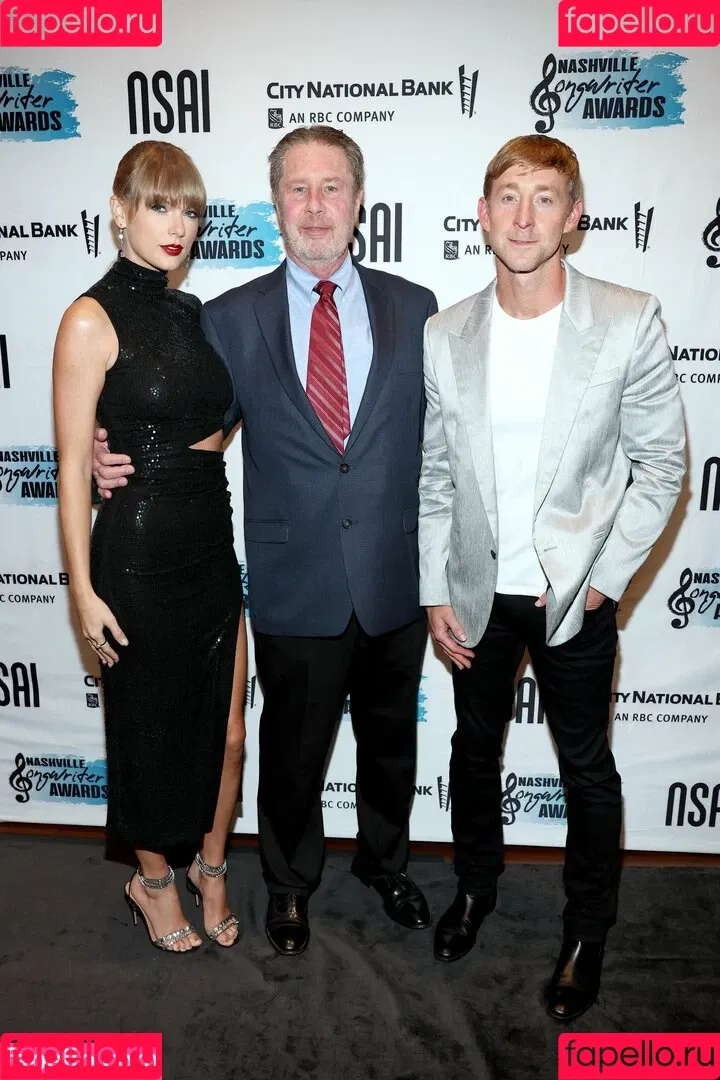 Taylor Swift Onlyfans Photo Gallery 