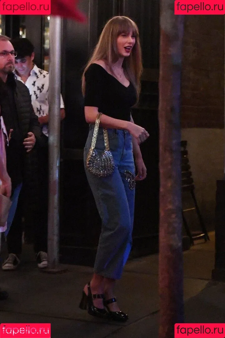 Taylor Swift Onlyfans Photo Gallery 