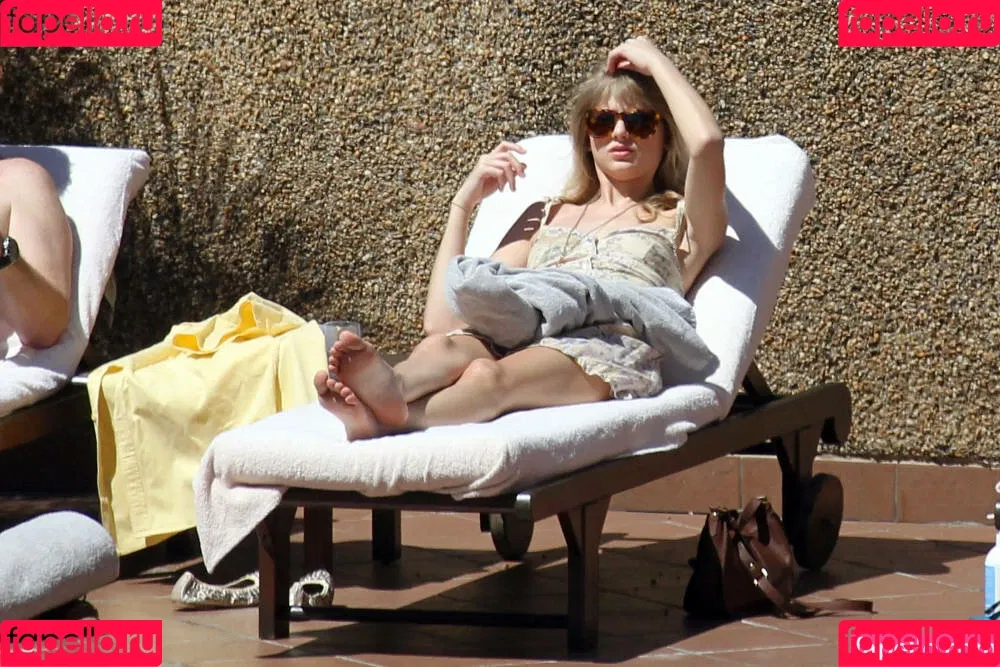 Taylor Swift Onlyfans Photo Gallery 