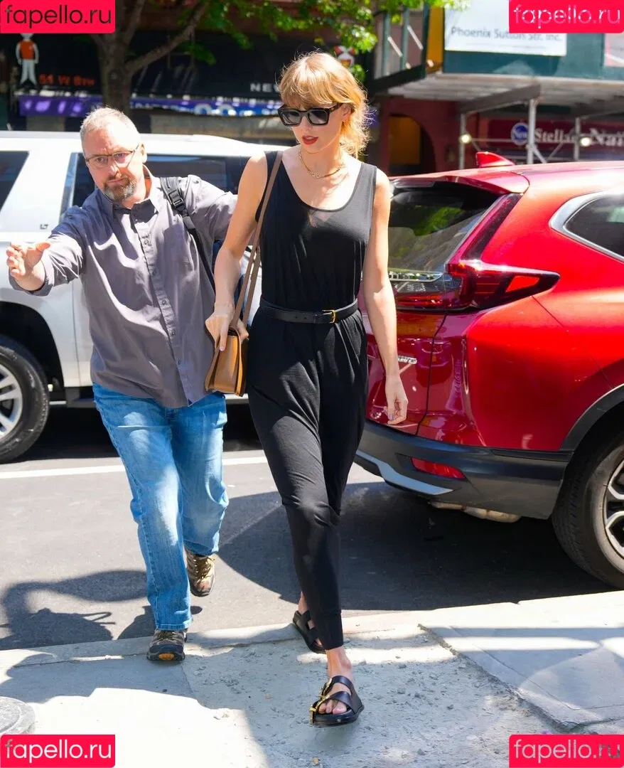 Taylor Swift Onlyfans Photo Gallery 