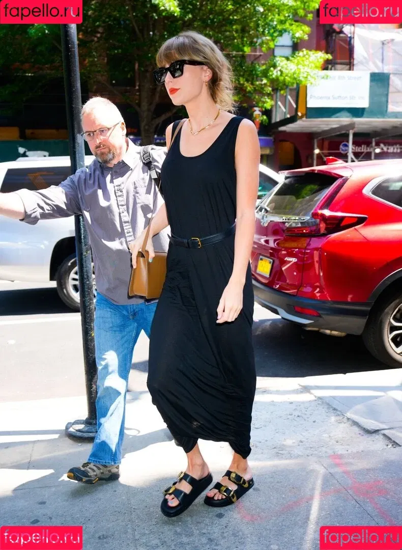 Taylor Swift Onlyfans Photo Gallery 