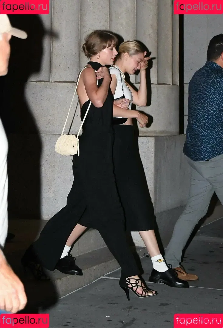 Taylor Swift Onlyfans Photo Gallery 