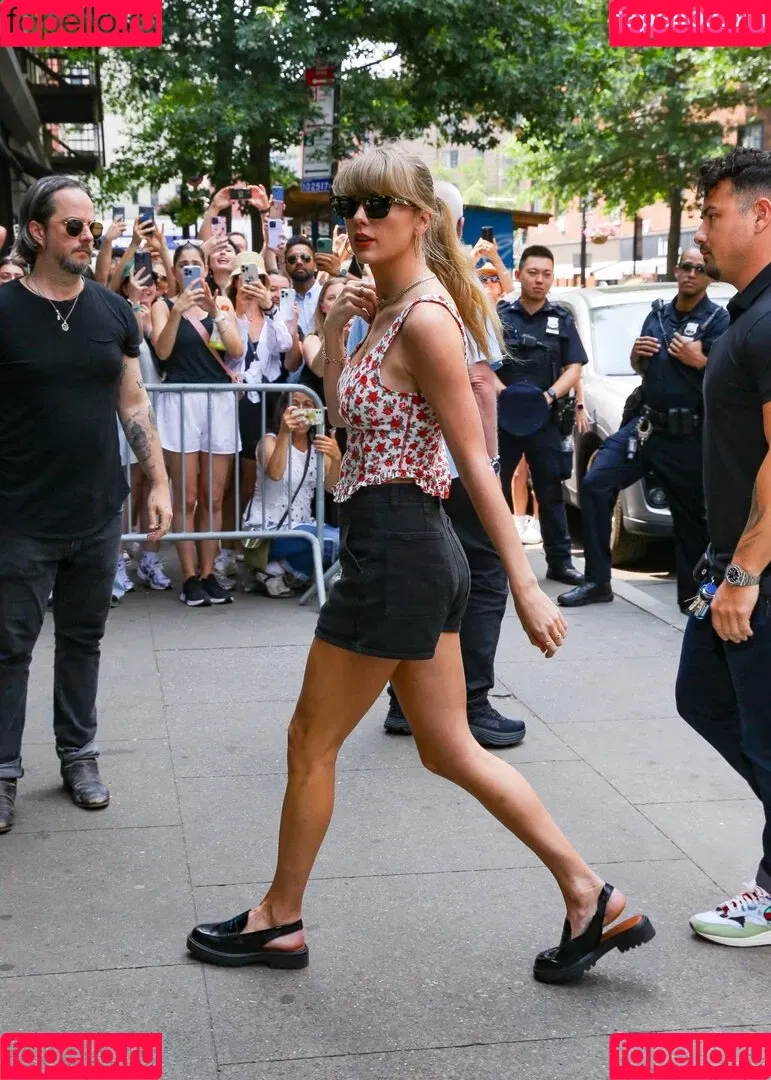 Taylor Swift Onlyfans Photo Gallery 