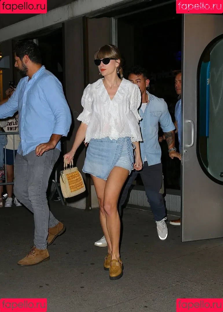 Taylor Swift Onlyfans Photo Gallery 