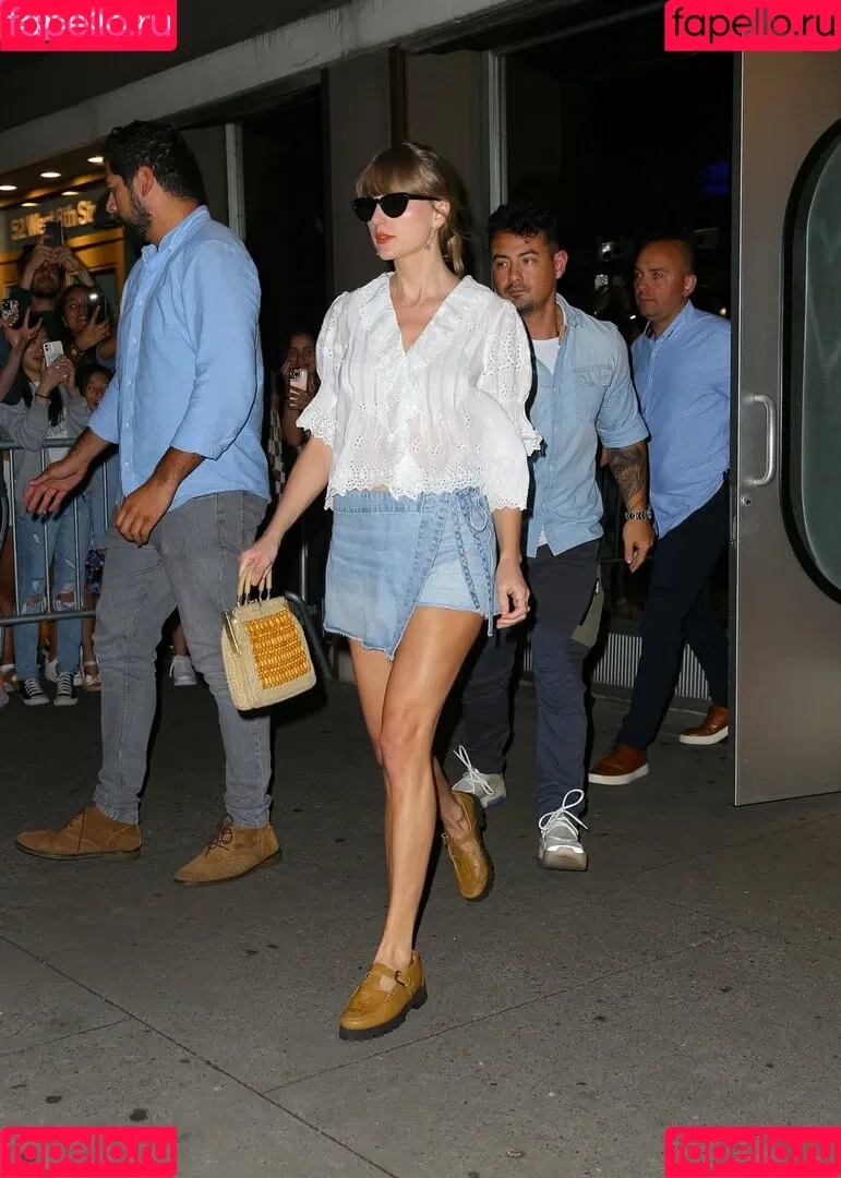 Taylor Swift Onlyfans Photo Gallery 