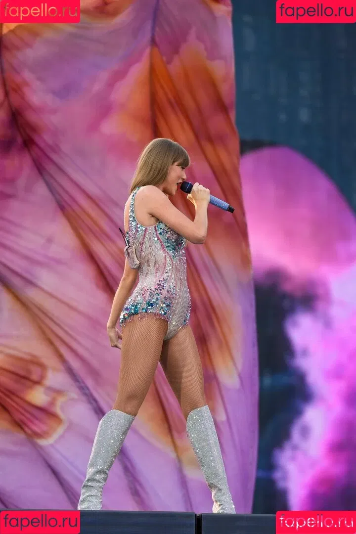 Taylor Swift Onlyfans Photo Gallery 