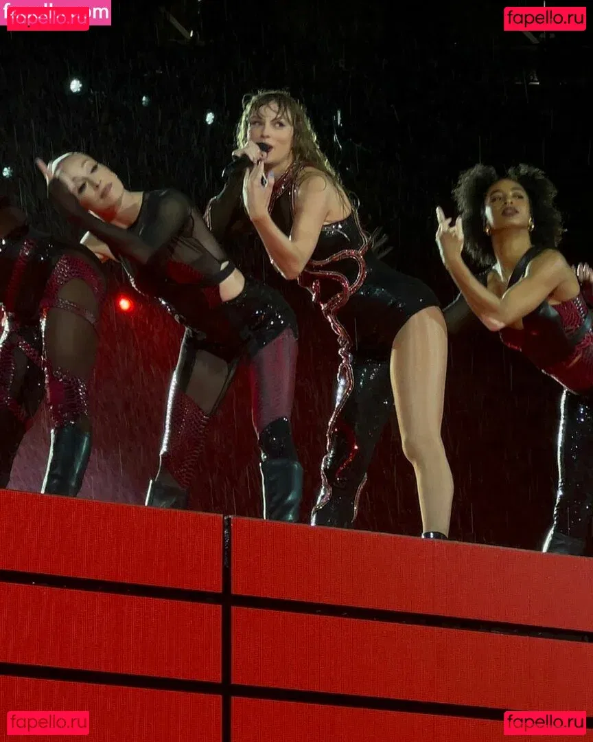 Taylor Swift Onlyfans Photo Gallery 