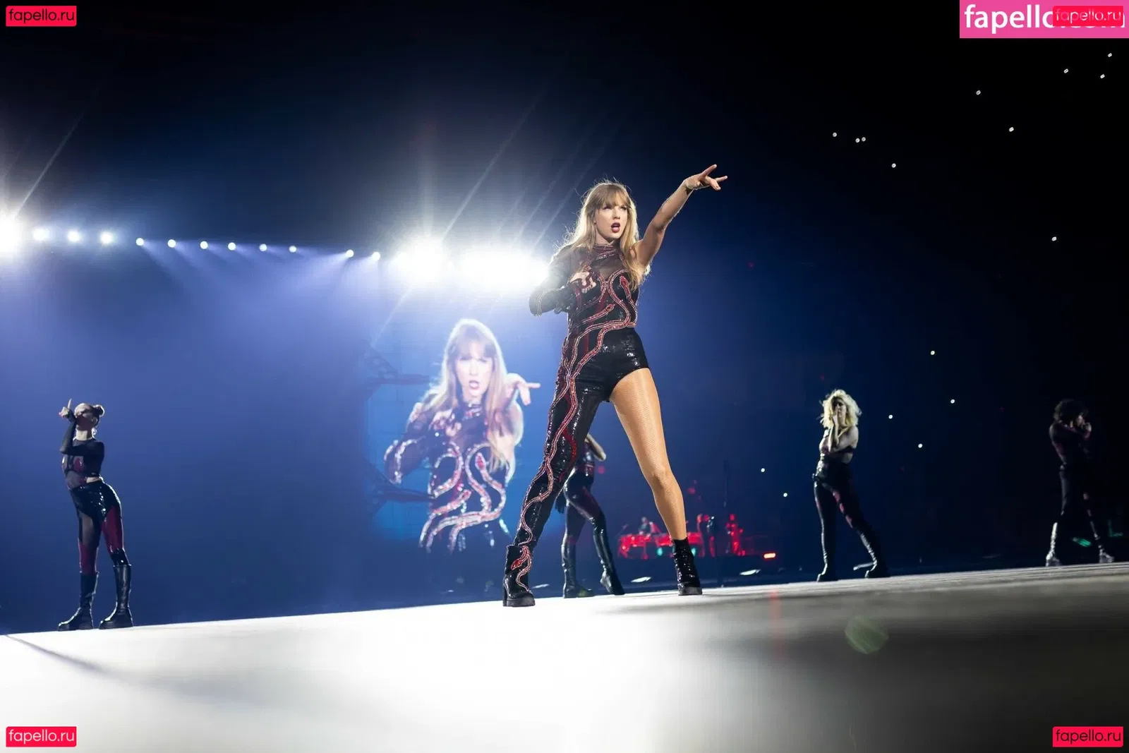 Taylor Swift Onlyfans Photo Gallery 