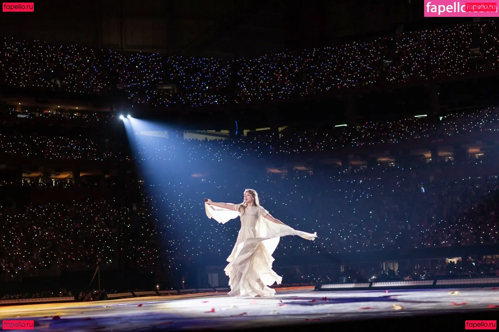 Taylor Swift Onlyfans Photo Gallery 