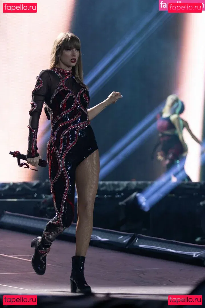 Taylor Swift Onlyfans Photo Gallery 