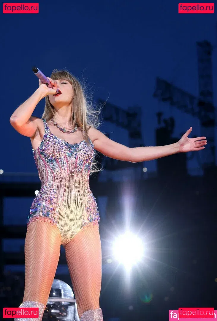 Taylor Swift Onlyfans Photo Gallery 