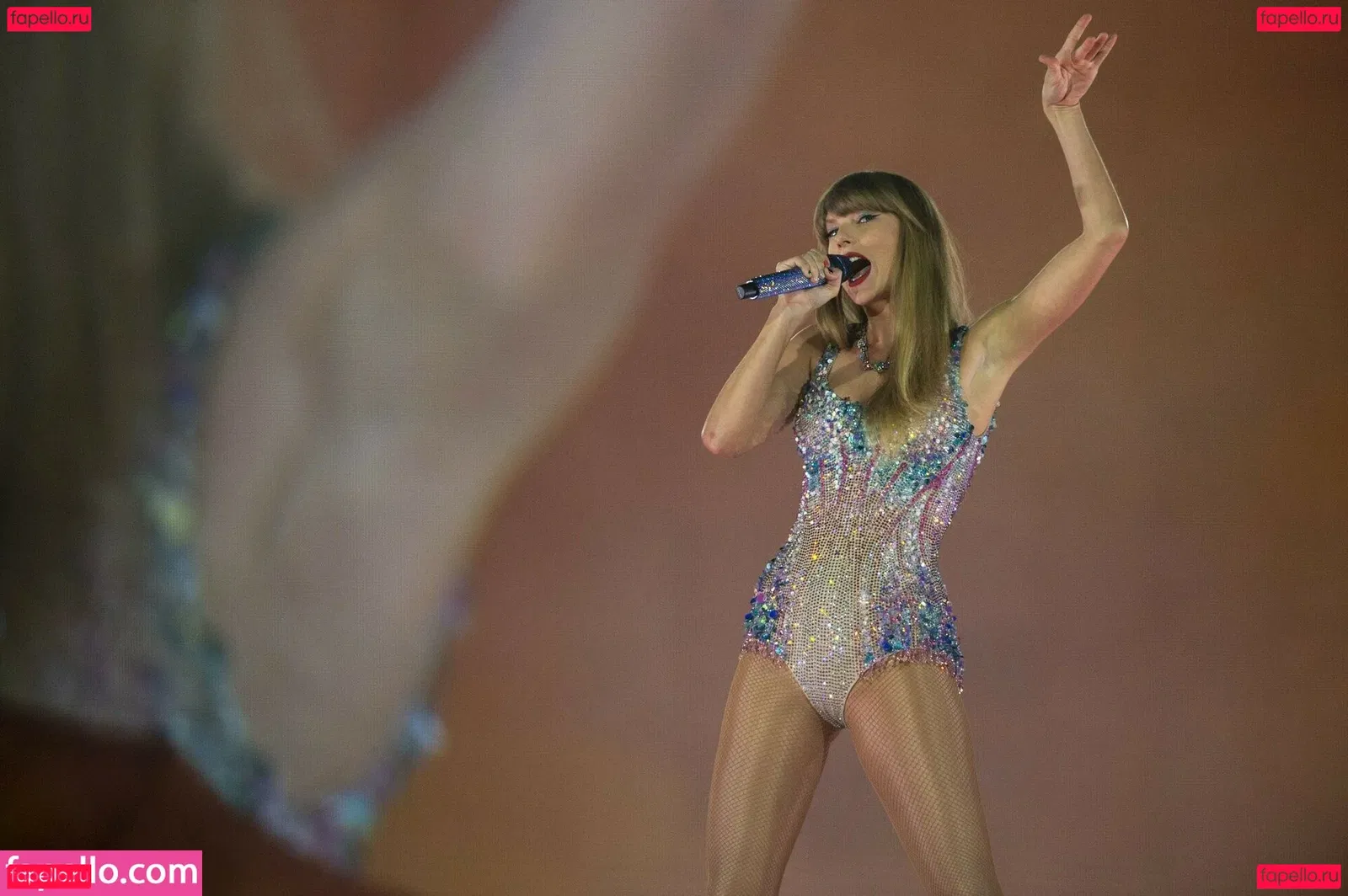 Taylor Swift Onlyfans Photo Gallery 