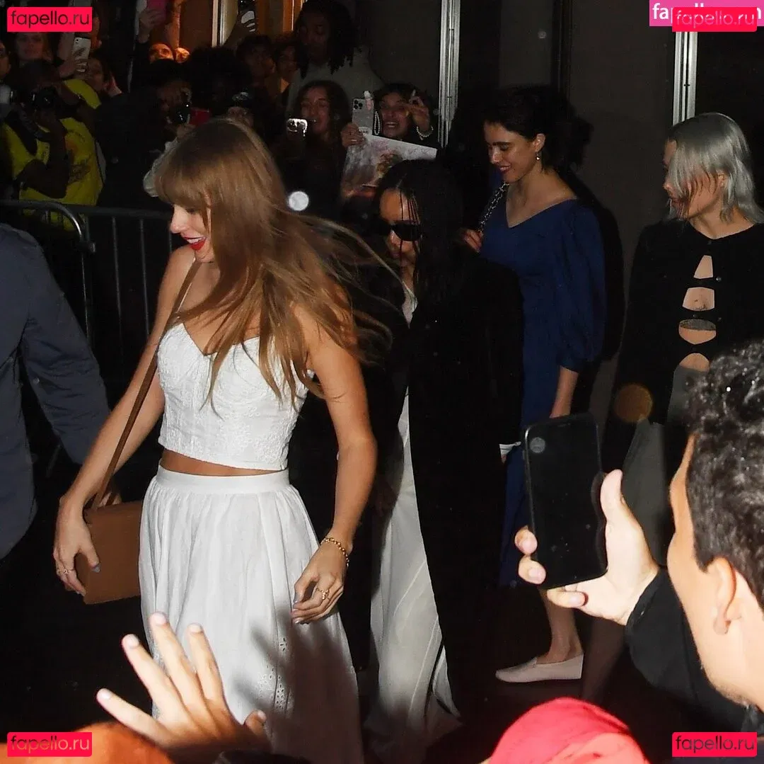 Taylor Swift Onlyfans Photo Gallery 