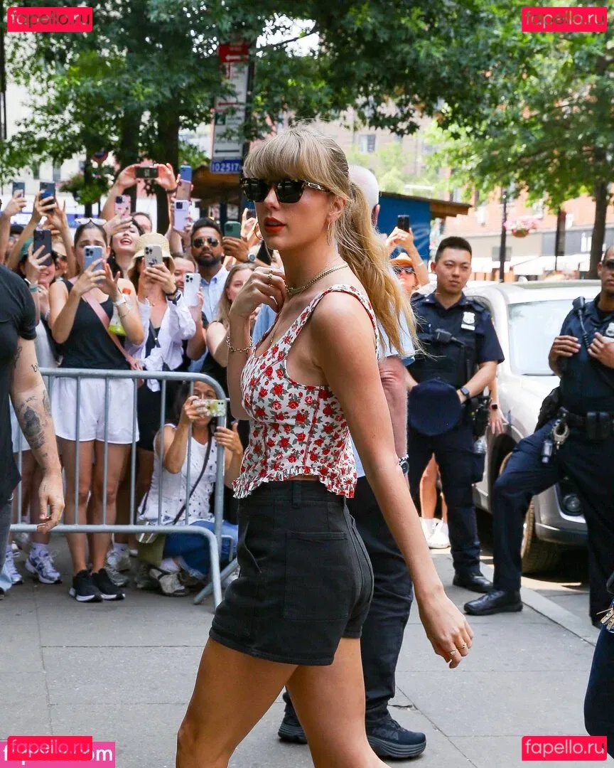 Taylor Swift Onlyfans Photo Gallery 