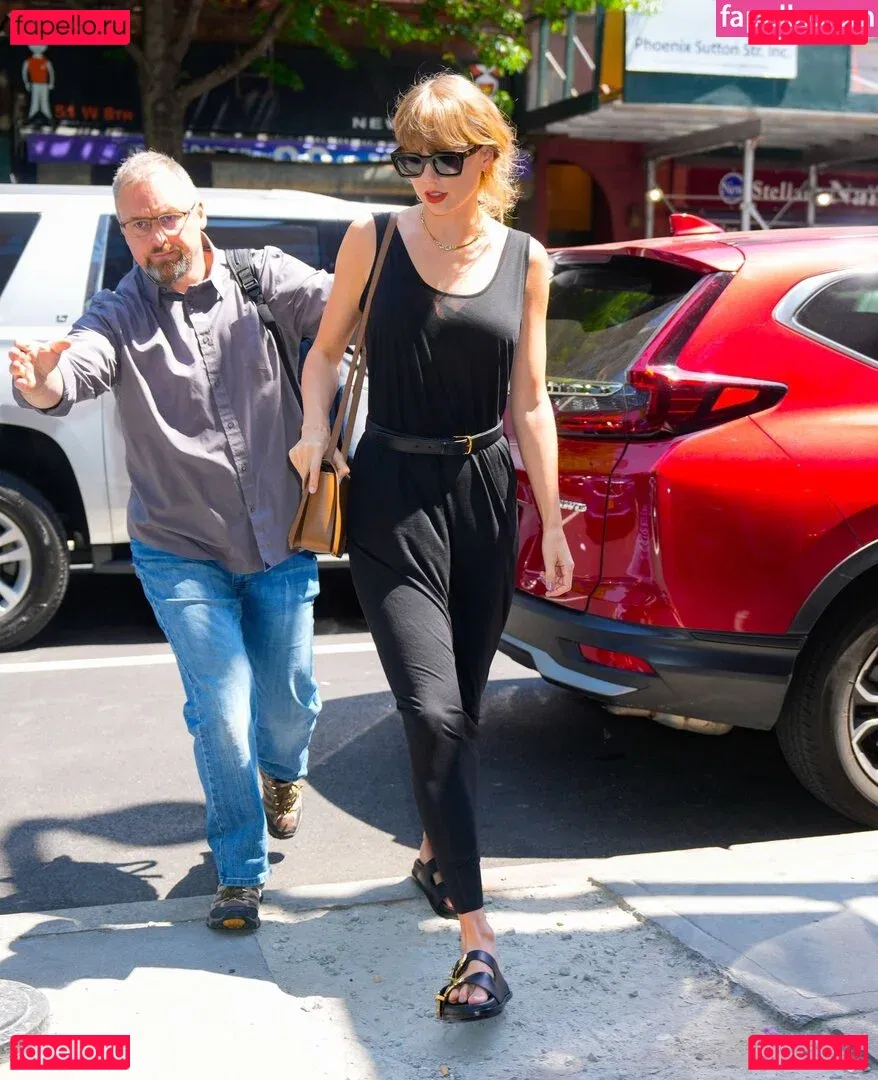 Taylor Swift Onlyfans Photo Gallery 