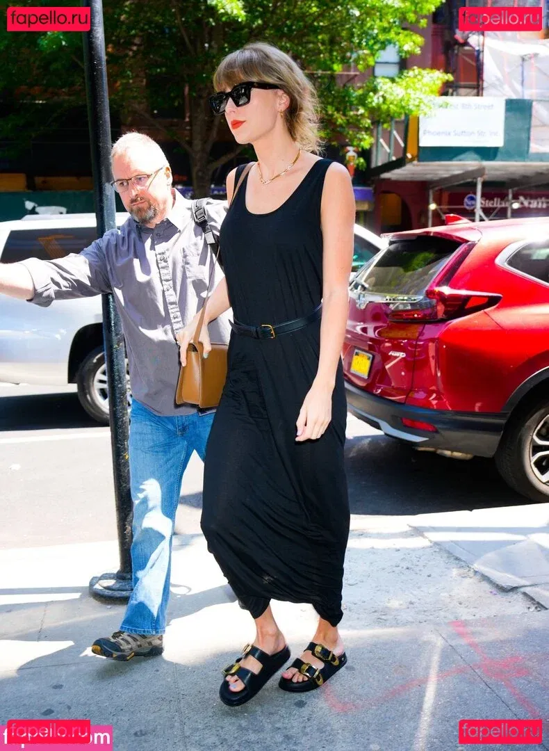 Taylor Swift Onlyfans Photo Gallery 