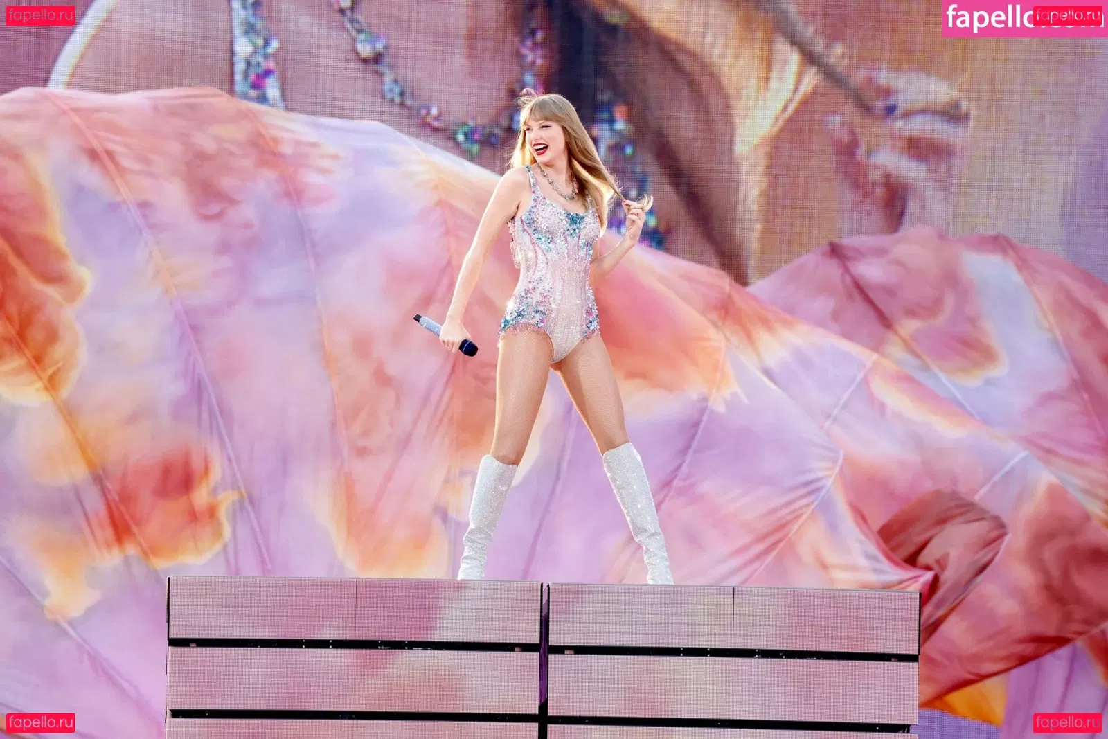 Taylor Swift Onlyfans Photo Gallery 