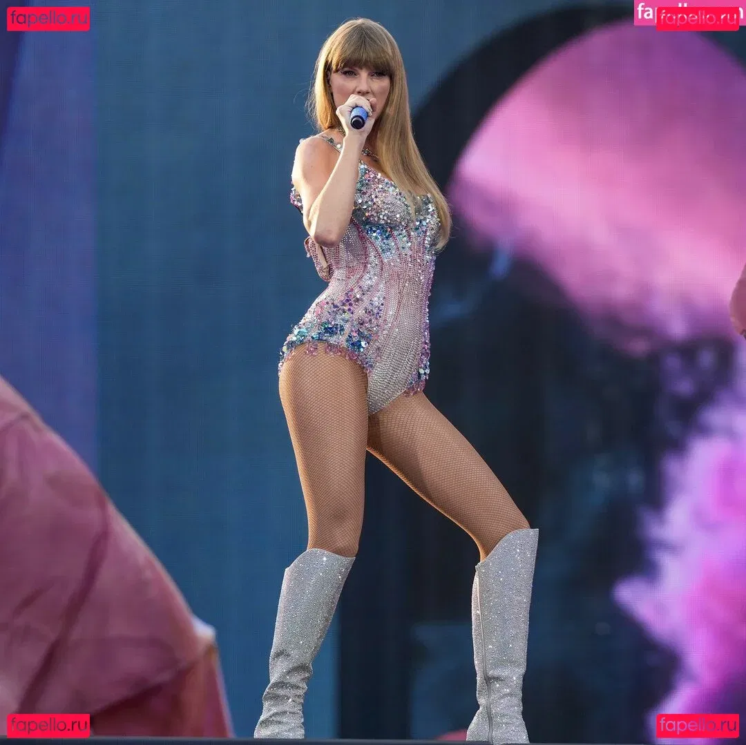 Taylor Swift Onlyfans Photo Gallery 